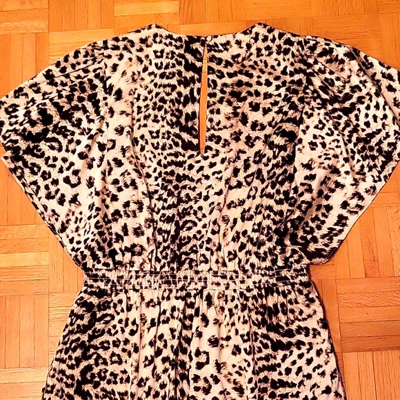 NWOT Sexy Satiny Leopard Print Jumpsuit by INC! Pockets! L - Picture 15 of 17